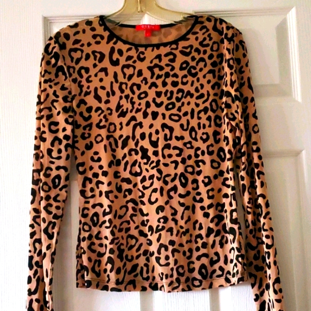 Guess top nwot